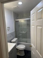 *Newly renovated commercial space with plenty of parking and access.!!