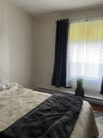 A 1-bedrooms, 1-Bathroom Apartment