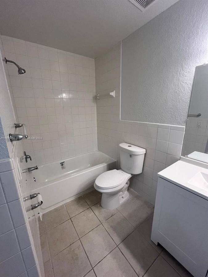 Townhouse for rent 3/3