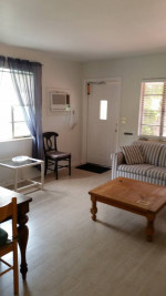 Downtown one bedroom near beach