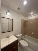 ✔This beautiful Modern 3 bedroom, 2 bathroom townhouse.