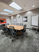 Our professional workspace grows and flexes with your needs