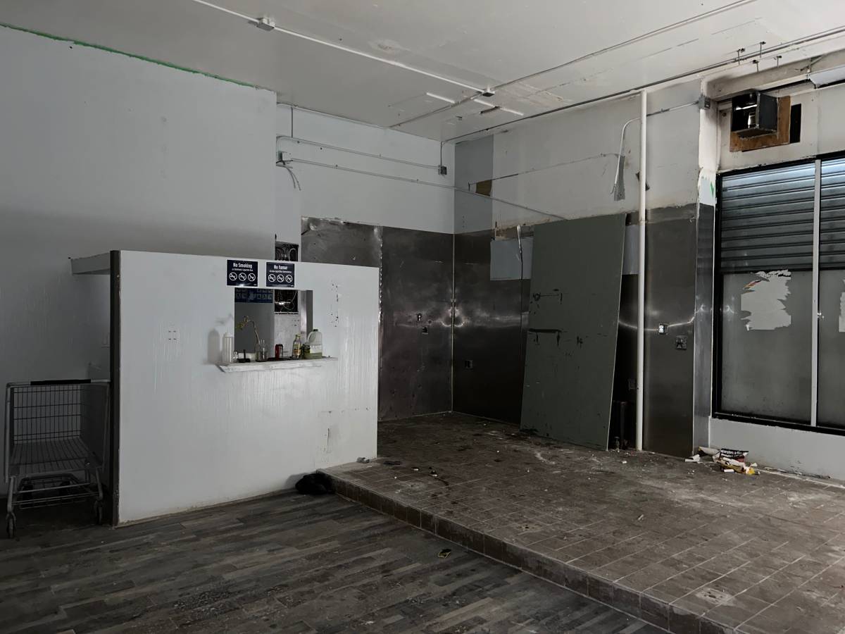LARGE COMMERCIAL SPACE AVAILABLE