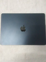 2022 Apple Macbook Air 13.6" M2 Chip 8GB RAM 256GB SSD Midnight Blue