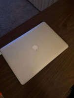 Apple MacBook Pro