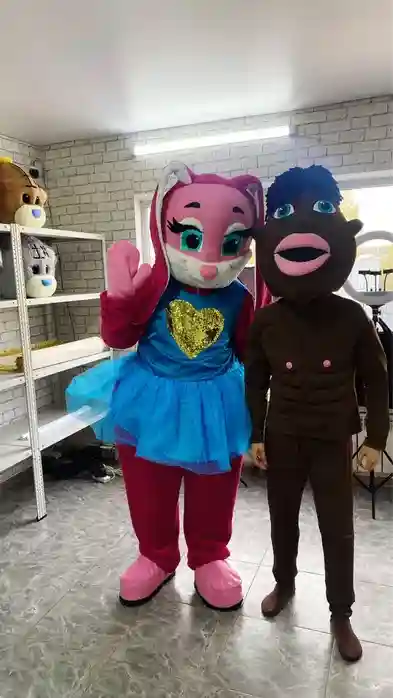 Costume rental