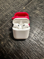 AirPods 2nd Generation (Read Description)