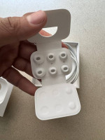 AirPods Pro 2 Lightening