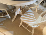Small Round Farmhouse Kitchen Table Set with 4 Chair