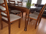 ASHLEY FURNITURE SOLID MAHOGANY DINNING TABLE WITH 6 CHAIRS