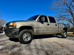 2001 GMC Sierra 2500HD Crew Cab with 150,000 miles, clean and rust-free, parked in Christiana, TN