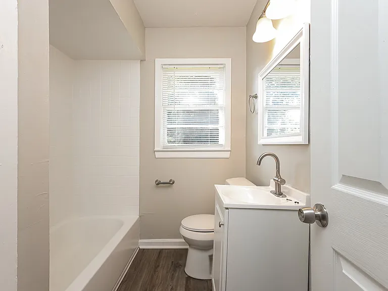 Amazing 3bedroom and 2bathroom