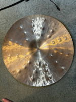 Meinl Byzance Extra Dry and Classics Custom Dark Cymbals for Drum kit