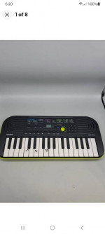 CASIO SA-46 Mini Keyboard Black & Green 32 Keys 100 Tones 50 Patterns