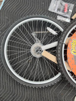 NEW-SunRun SDX Cheetos  Bike Bicycle