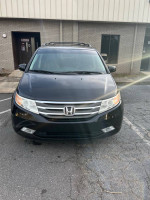 2011 Honda Odyssey 133,000 mi