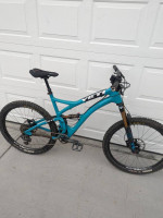 Carbon Yeti SB5c full suspension mountain bike