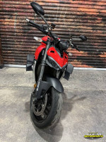 2021 Ducati Streetfighter V4 Ducati Red V4 1103