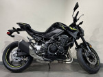 New 2024 Kawasaki Z900 ABS Metallic Spark Black/Metallic Matte Dark