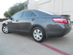 2009 Toyota Camry LE gray sedan with leather interior, one owner, in very good condition