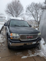 2005 GMC Yukon 77,000 mi