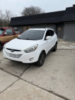 2014 Hyundai Tucson 131,000 mi