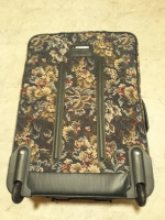 Atlantic 26" Tapestry Wheel Suitcase