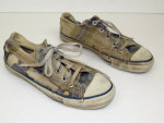2 Vintage Pair of Converse - Size 4 Mens / Size 6 Womens