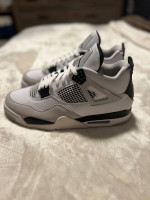 Jordan 4 Retro Military Black