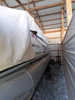 2011 Sun Tracker Party Barge 21.8ft