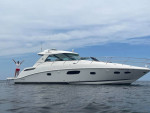 Gorgeous, low hour Sea Ray 450 Sundancer