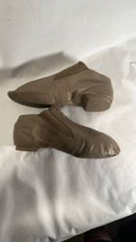 Capezio Tan Jazz Shoes Size 7