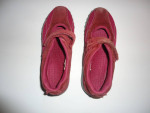 (1) Pair Girl's Merrell Sprint Jump Burgundy Mary Jane Shoes - Size 4