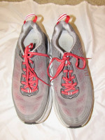 Men's HOKA One One Bondi 6 Gray Running Shoes, Sz. 10.5~MINT