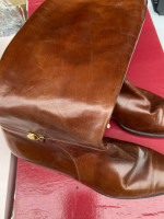 Boots/Shoes Womens & Girls-Ugg’s, Salvatore Ferragamo, Kenneth Cole…